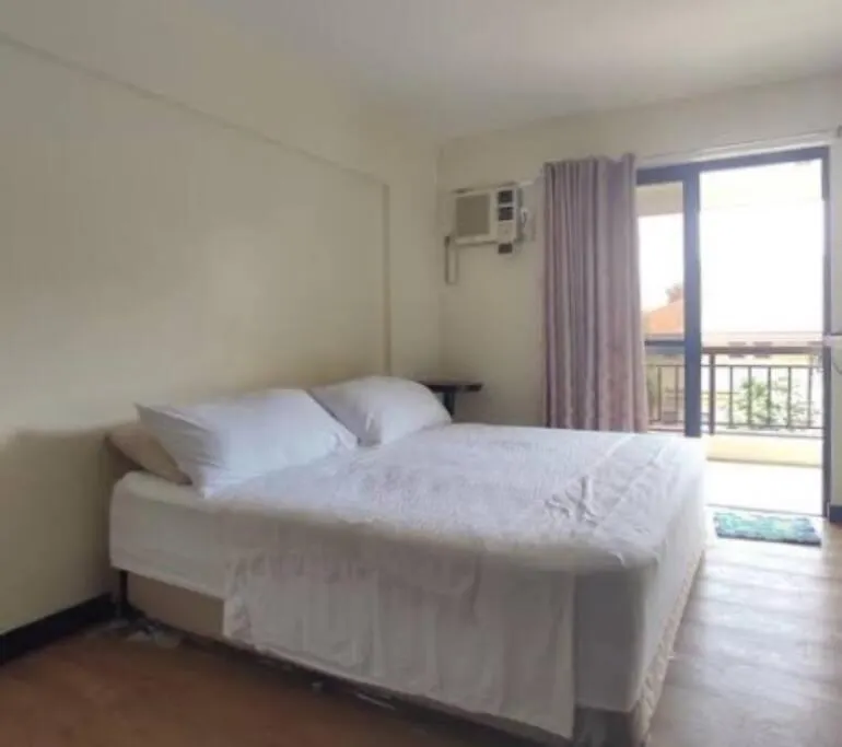 2Br Condo With Pool Manila Filipinas